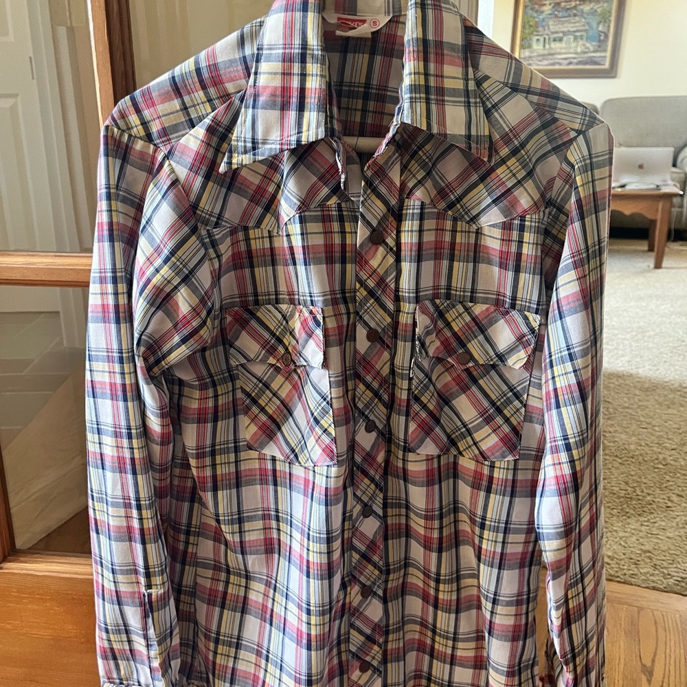 Levi’s vintage Plaid Button-Up Shirt size small